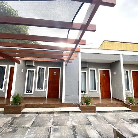 Pousada Recanto Beach House - Cabo Frio - Rj- Unamar- Cond Florestinha - 1 Min A Pe Da Praia Tamoios エクステリア 写真