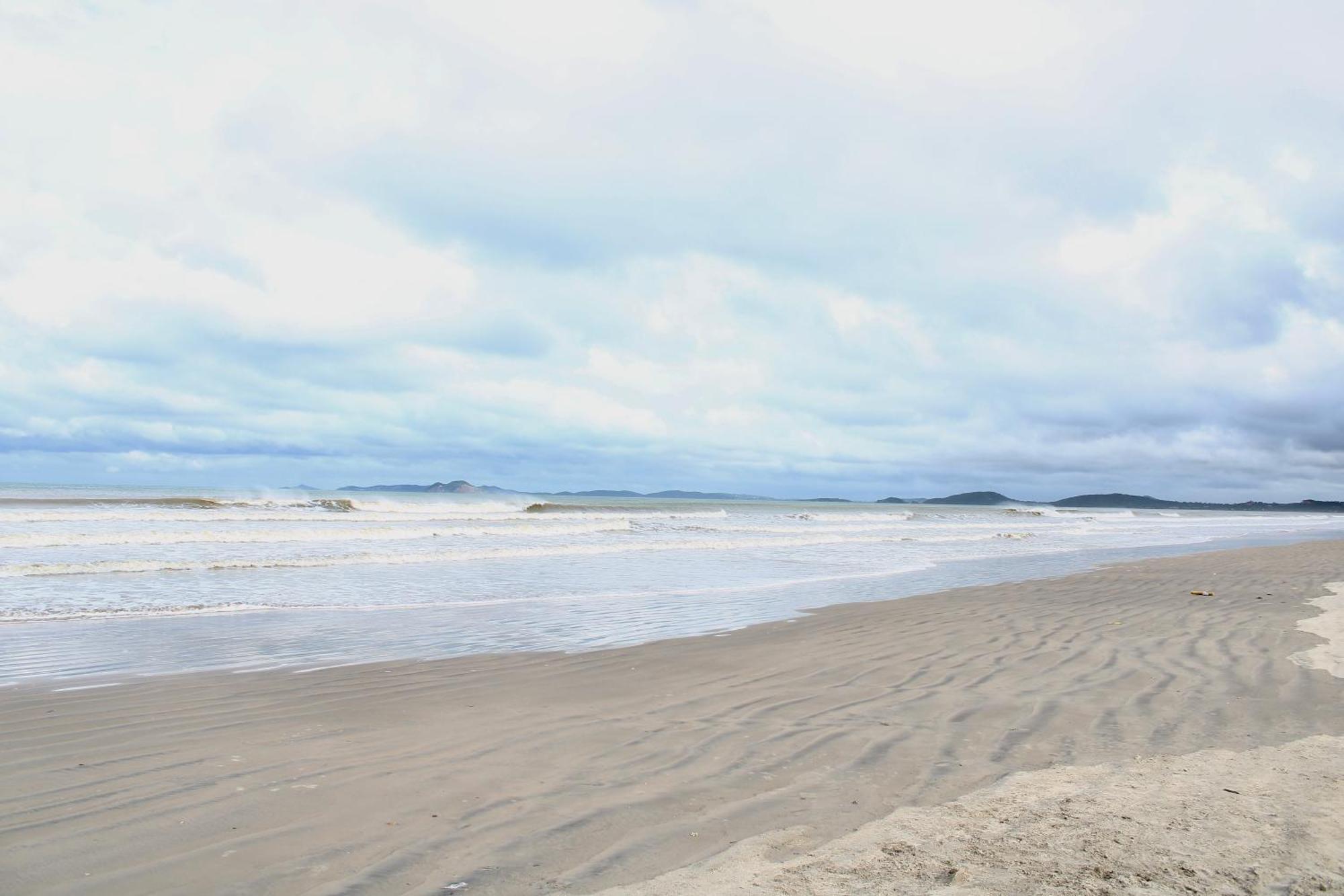 Pousada Recanto Beach House - Cabo Frio - Rj- Unamar- Cond Florestinha - 1 Min A Pe Da Praia Tamoios エクステリア 写真