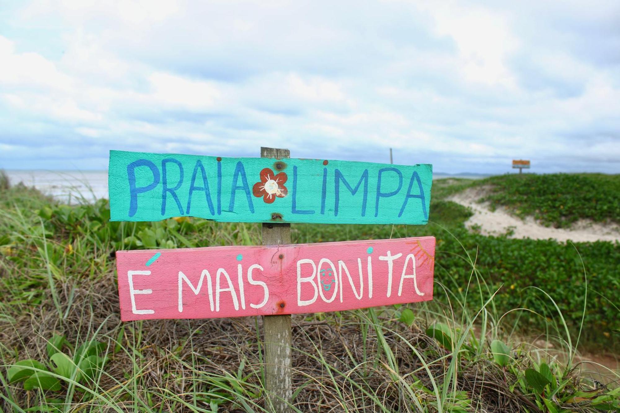 Pousada Recanto Beach House - Cabo Frio - Rj- Unamar- Cond Florestinha - 1 Min A Pe Da Praia Tamoios エクステリア 写真